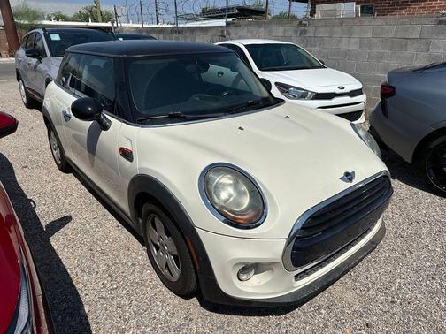 Pepper White 2016 MINI Hardtop Cooper