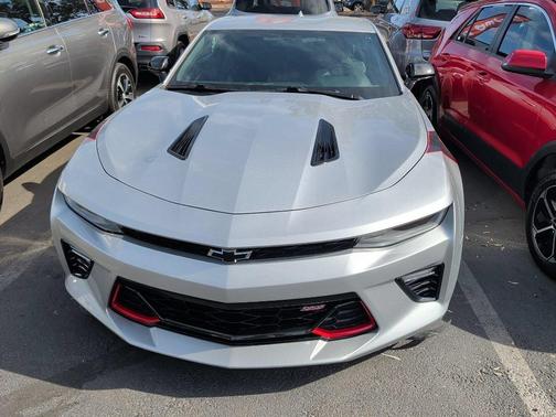 Silver Ice Metallic 2018 Chevrolet Camaro 1SS
