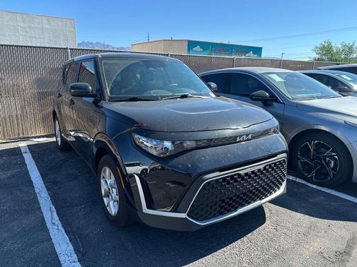 Black 2025 Kia Soul LX