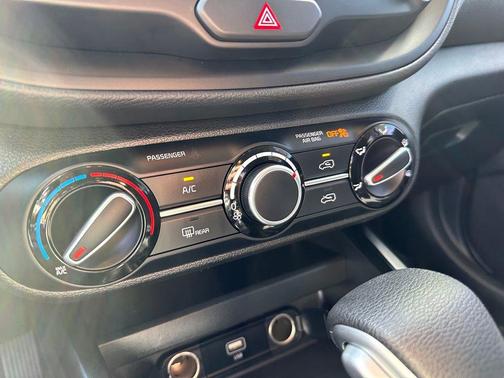 Black 2025 Kia Soul LX
