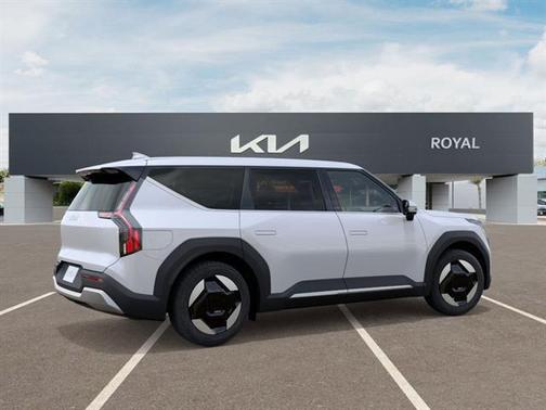 2026 Kia EV9 Light Long Range
