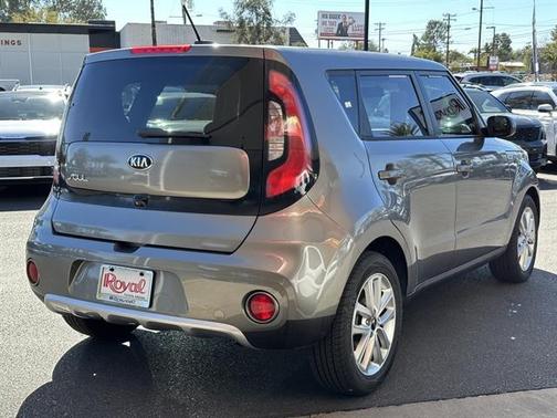 2017 Kia Soul +