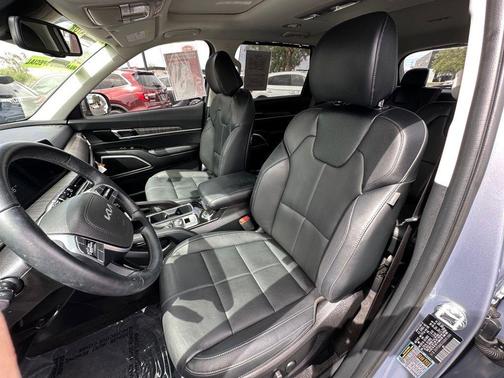 Silver 2025 Kia Telluride EX