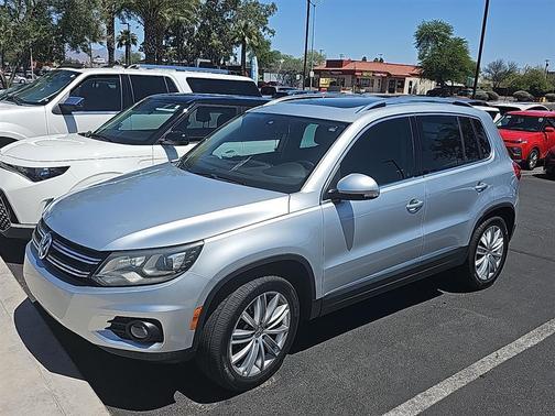 2016 Volkswagen Tiguan SE
