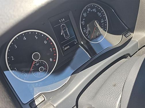 2016 Volkswagen Tiguan SE