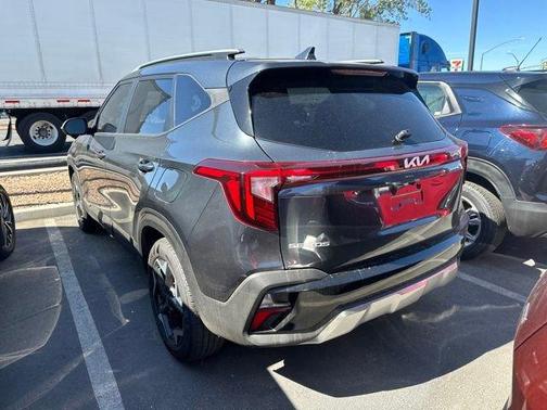 Gray 2026 Kia Seltos S