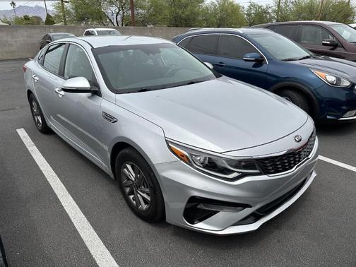 2020 Kia Optima LX