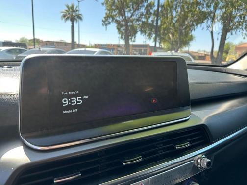 White Pearl 2022 Kia Telluride S