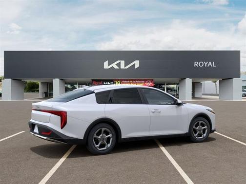 Snow White Pearl 2026 Kia K4 LXS