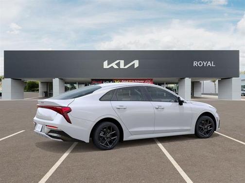 2026 Kia K5 LXS