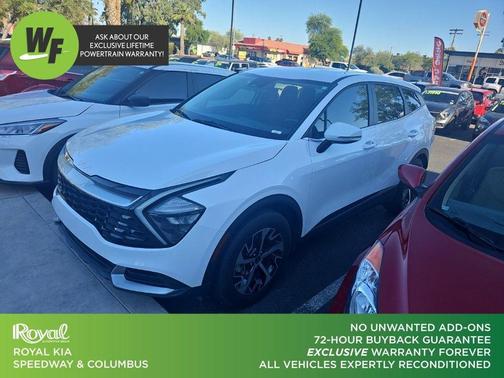 White Pearl 2023 Kia Sportage EX