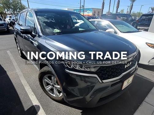 2022 Kia Sorento LX