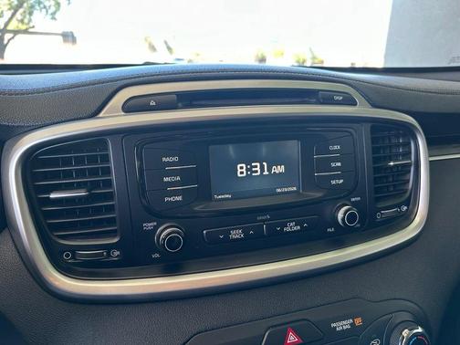 Blue 2016 Kia Sorento LX