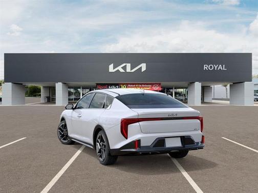 2025 Kia K4 GT-Line
