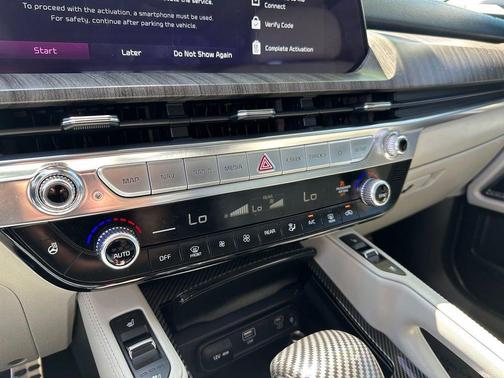 Midnight Black 2023 Kia Telluride SX-Prestige