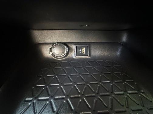Magnetic Gray Metallic 2024 Toyota RAV4 XLE
