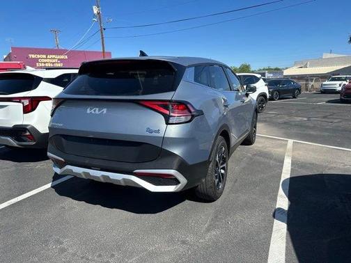Silver 2025 Kia Sportage EX
