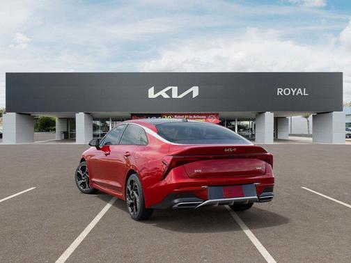 2025 Kia K5 GT-Line