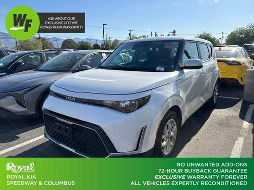 Snow White Pearl 2025 Kia Soul LX