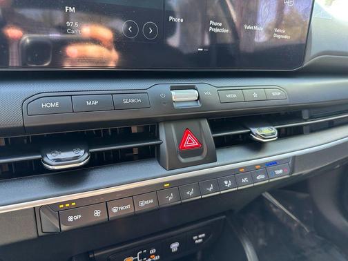 Snow White Pearl 2025 Kia K4 LX