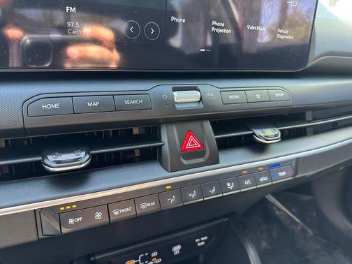 Snow White Pearl 2025 Kia K4 LX