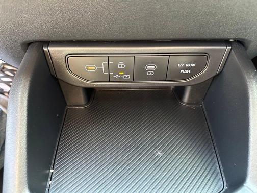 Snow White Pearl 2025 Kia K4 LX