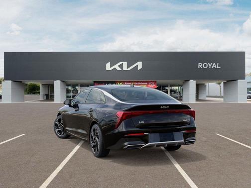 2025 Kia K5 GT-Line