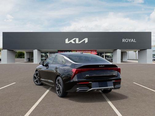 2025 Kia K5 GT-Line