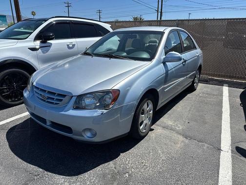 Silver 2006 Kia Spectra SX