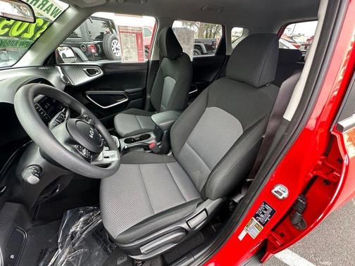 Inferno Red 2025 Kia Soul LX