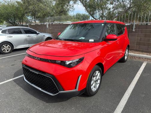 Inferno Red 2025 Kia Soul LX