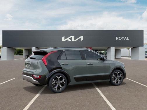 2025 Kia Niro SX Touring