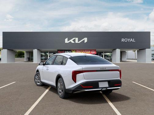 White Pearl 2026 Kia K4 LX