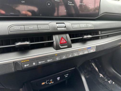 Gray 2025 Kia K4 LX