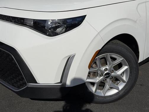 2024 Kia Soul S