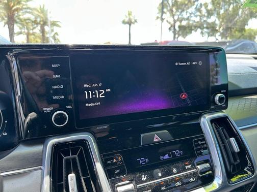 Snow White Pearl 2023 Kia Sorento Hybrid SX Prestige