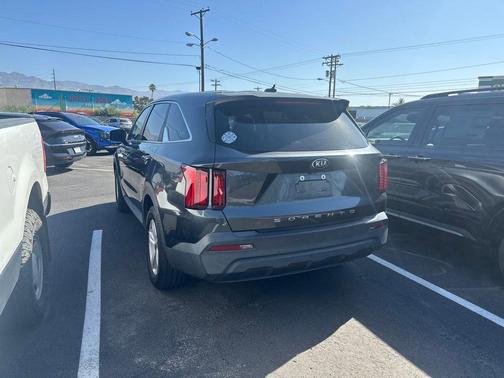 Gray 2021 Kia Sorento LX