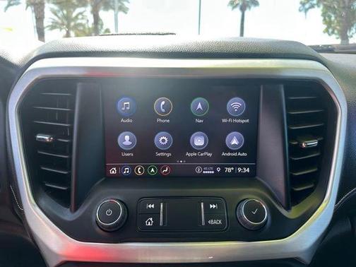 Summit White 2023 GMC Acadia SLT