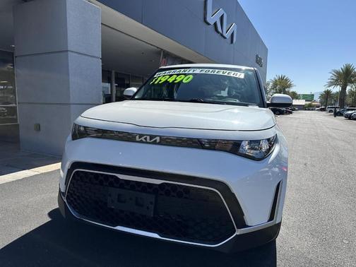 2024 Kia Soul LX