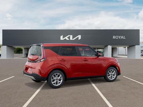 2025 Kia Soul S