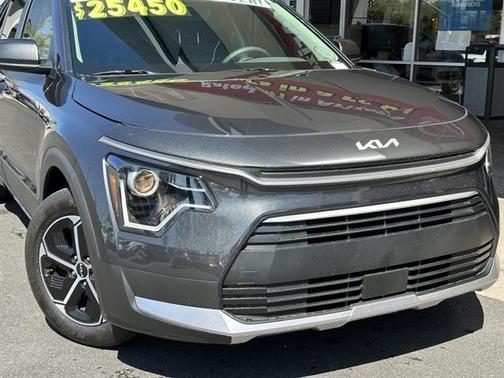 2024 Kia Niro EX