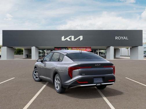 2025 Kia K4 LX