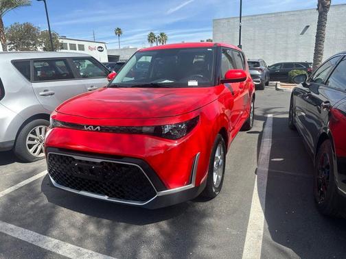 Inferno Red 2024 Kia Soul LX