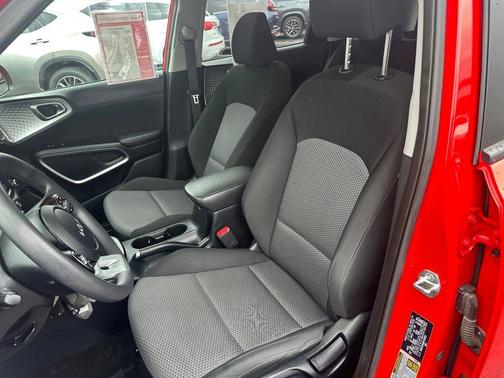 Inferno Red 2024 Kia Soul LX
