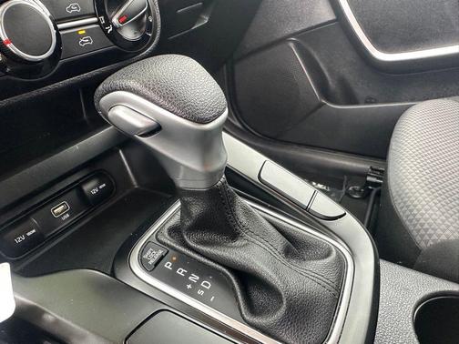 Inferno Red 2024 Kia Soul LX