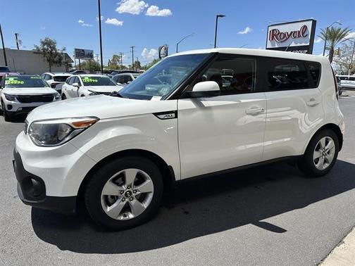 2017 Kia Soul Base
