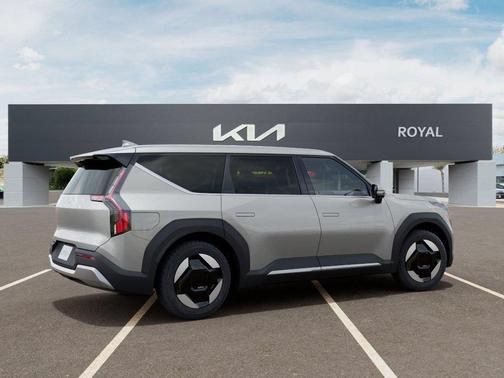Ivory 2026 Kia EV9 Light Long Range