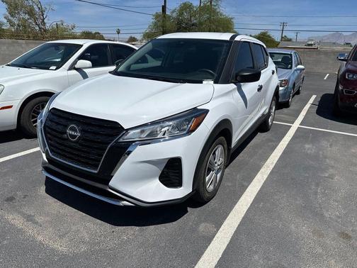 Fresh Powder 2024 Nissan Kicks S