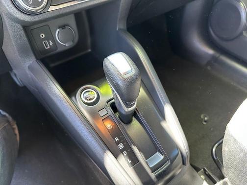 Fresh Powder 2024 Nissan Kicks S