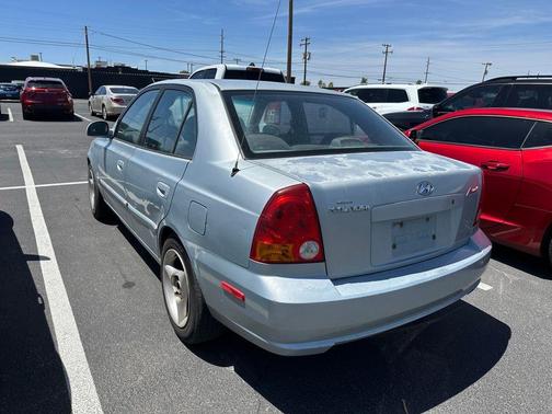 Gray 2005 Hyundai Accent GLS